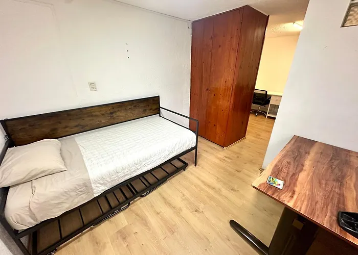 Loft In Napoles, Area 1 Block From The World Trade Center