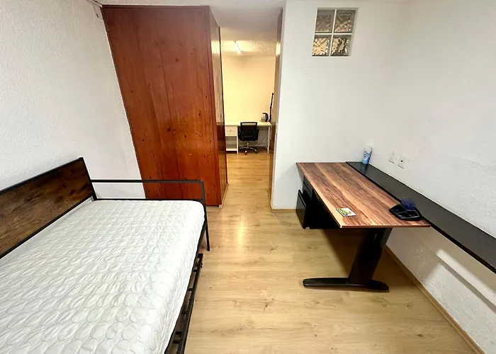 Loft In Napoles, Area 1 Block From The World Trade Center